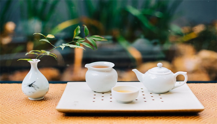 易倍体育 EMC易倍春节送领导什么礼物好 过年送领导什么礼物(图2)