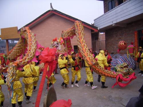 EMC易倍体育 易倍EMC乡下农村过年得花多少钱不算不知道一算吓一跳(图6)