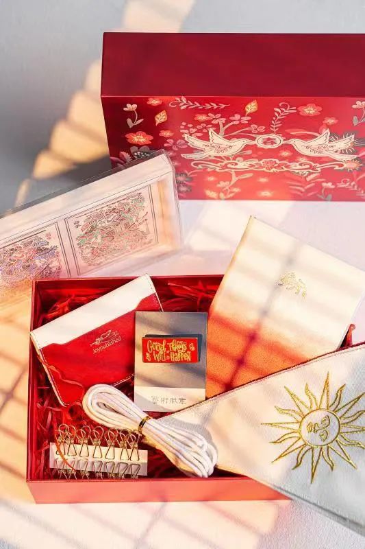易倍体育 EMC易倍年礼丨新春好礼春之礼(图2)