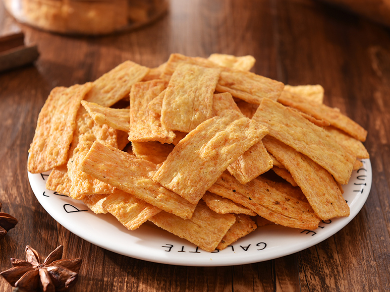 EMC体育 EMC易倍体育2024新年快到啦！这5种年货零食放心囤全家老小都爱吃！(图4)