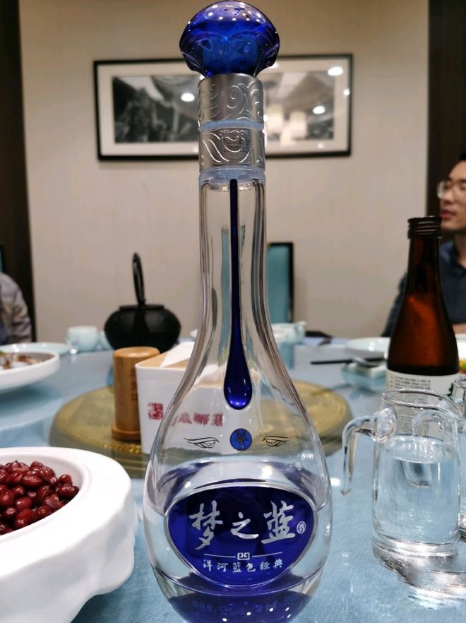 易倍体育 EMC易倍过年送酒我推荐这10款品牌白酒高品质价不贵送礼倍有面子(图5)