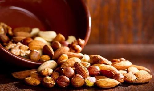 最具“年味”的4种年货第一是家宴必备全EMC易倍体育 易倍EMC部备齐的是有钱人！(图4)