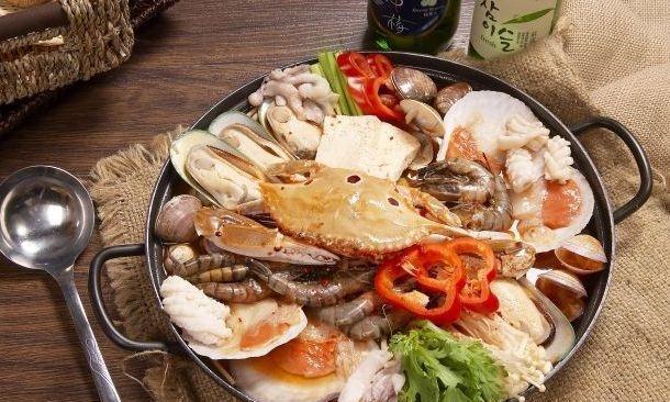 最具“年味”的4种年货第一是家宴必备全EMC易倍体育 易倍EMC部备齐的是有钱人！(图5)