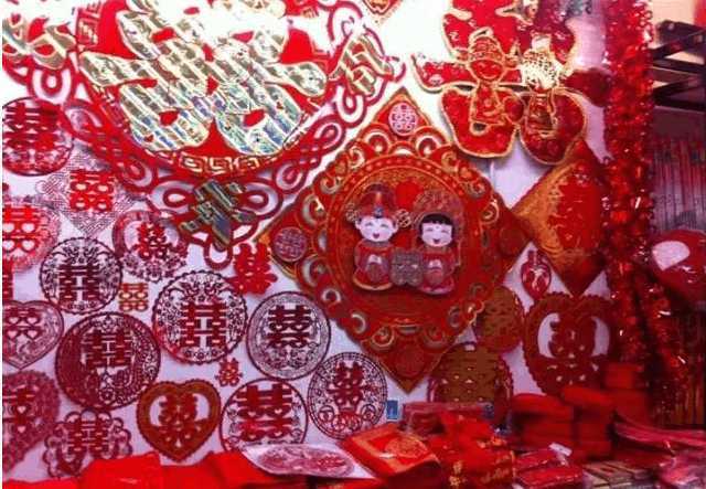 庄里所有的批发市场位易倍体育 EMC易倍置 采买年货准备过个好年吧!(图37)