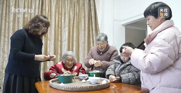EMC体育 EMC易倍体育走心陪伴 才是春节最好的礼物(图8)