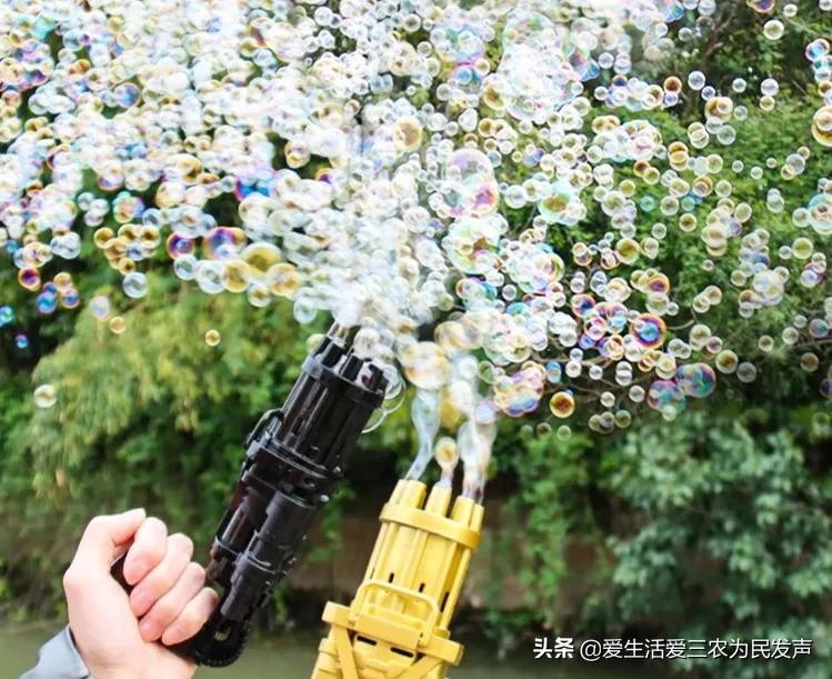 EMC易倍体育 易倍EMC地摊生意最赚钱的15种小商品（利润高又好卖的20种摆地摊产品）(图6)