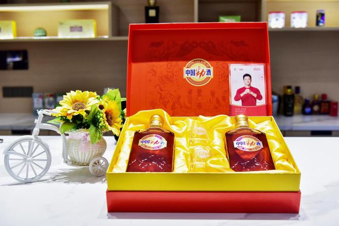 易倍体育 EMC易倍临近春节过年送礼送什么合适？选择劲酒舒心、安心、放心!(图2)