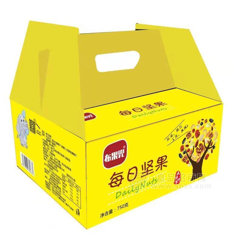 EMC易倍体育 易倍EMC布果兜坚果礼盒经销商备战春节市场必选年货(图3)