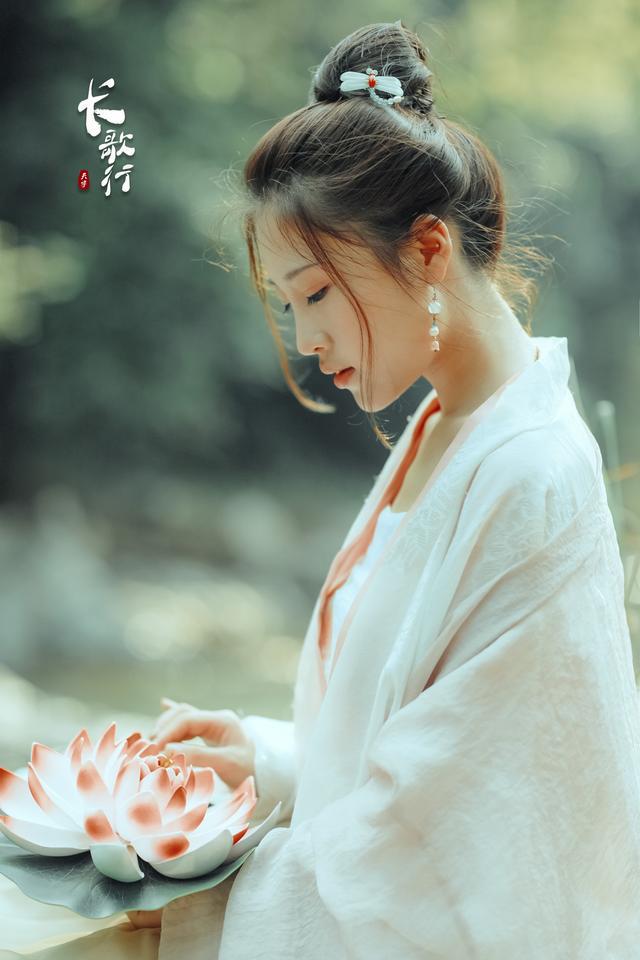 我回乡下给父母置办年货婆婆突然EMC易倍体育 易倍EMC打来电话让我赶紧开车回去(图10)