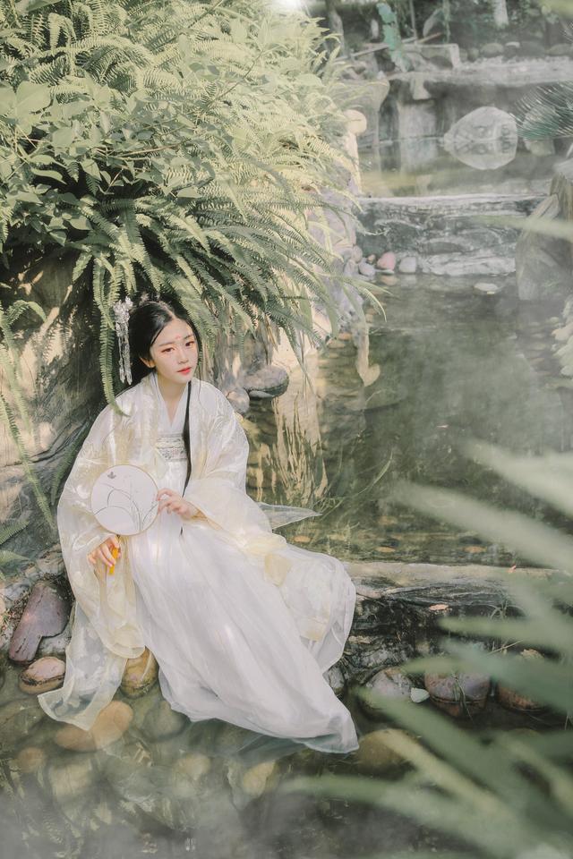易倍体育 EMC易倍听说我要去女儿家过春节我妈带弟弟上门：年货谁买年夜饭谁做？(图10)