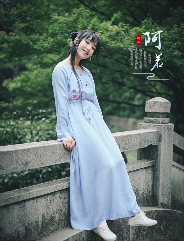 易倍体育 EMC易倍儿子开60万的车回家过年被一大群人笑话了我才不生气呢(图12)
