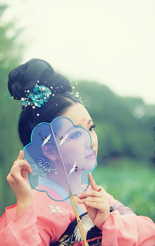EMC易倍体育 易倍EMC出钱出力帮带了一年外孙女婿的红包让我心凉：亲家1万我1000(图9)