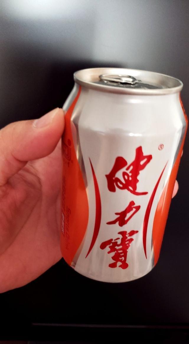 易倍体育 EMC易倍小时候过年常吃的这5种零食了全吃过的暴露了你的年龄！(图1)