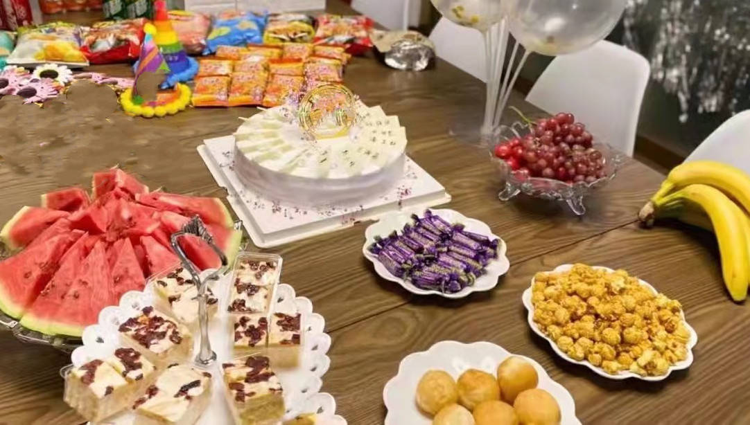 EMC体育 EMC易倍体育囤年货：如果不差钱这6种零食多囤点大人小孩都爱吃太香了(图2)