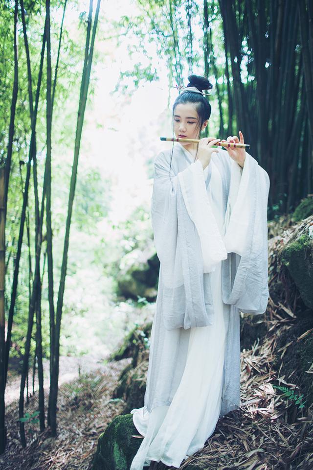 我春节前买金项链儿媳反对要求我每月给儿子5000不然就离婚EMC体育 EMC易倍体育(图11)