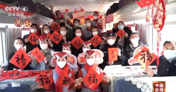 春EMC体育 EMC易倍体育节临近 中国各地年味渐浓消费旺(图4)