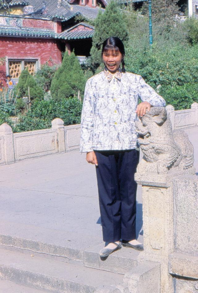 易倍体育 EMC易倍我姐是我妈捡来的弃婴过年给我们几家都办了年货还买了新衣服(图4)